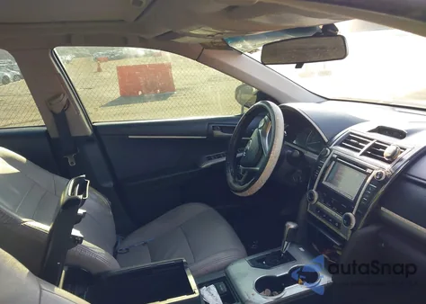 2012 Toyota Camry Se z USA, uszkodzony, nr VIN 4T1BF1FK8CU082767